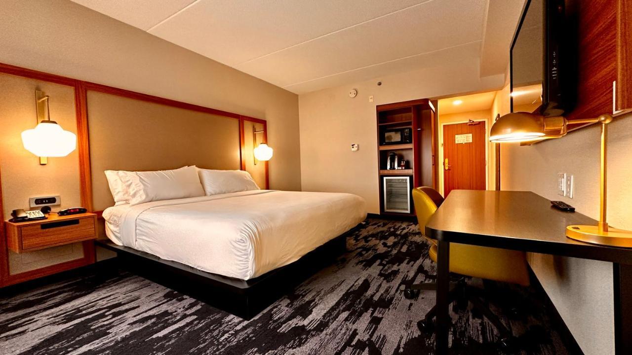 Newmarket Hotel And Suites Zewnętrze zdjęcie